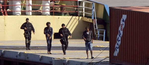 Türkiye'den Libya'ya giden gemide silah yakalandı - Sputnik Türkiye