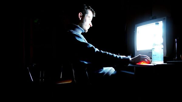 Eşlerinin gizlice çekilmiş fotoğraflarını on binlerce kişiyle paylaştılar - Sputnik Türkiye