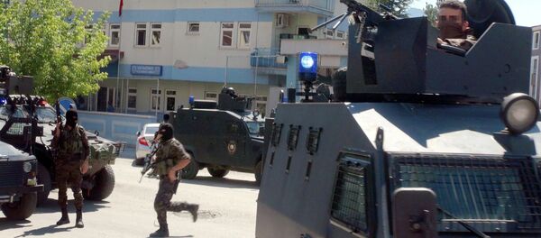 Tunceli'de polis merkezine saldırı - Sputnik Türkiye