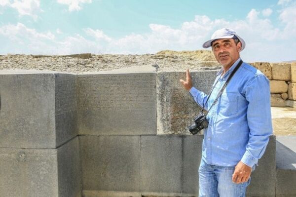 Urartulara ait 2 bin 800 yıllık ‘pithoslar’ bulundu - Sputnik Türkiye