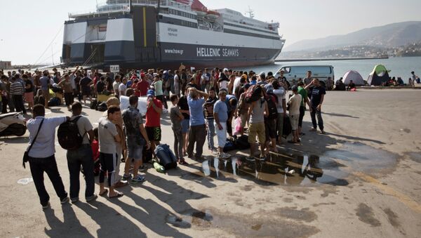 Midilli'de Suriyeli mülteciler - Sputnik Türkiye