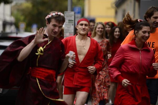 Moskova'da ‘Kırmızı Elbise' 2015 koşusu - Sputnik Türkiye