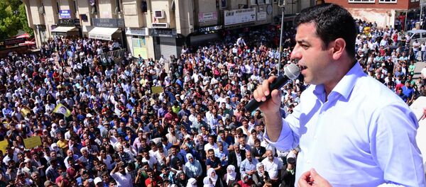 HDP Eş Genel Başkanı Selahattin Demirtaş - Sputnik Türkiye