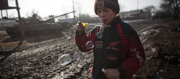 Donetsk'ten bir çocuk - Sputnik Türkiye