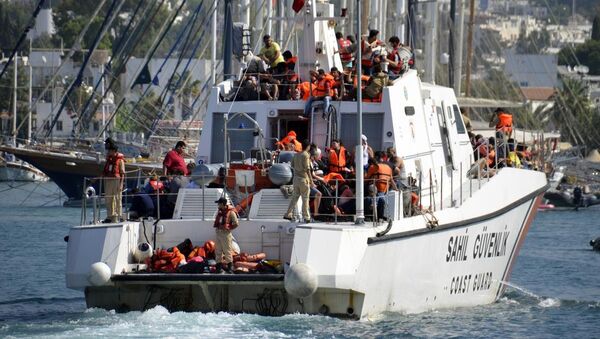 Mülteci teknesi battı - Sputnik Türkiye