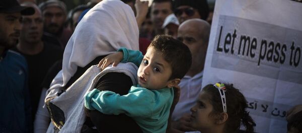 Sığınmacı, İstanbul otogarı - Sputnik Türkiye