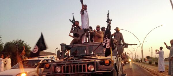 Musul'da IŞİD militanları - Sputnik Türkiye