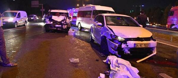 İstanbul trafik kazası - Sputnik Türkiye