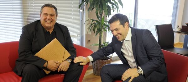 Aleksis Çipras - Panos Kammenos - Sputnik Türkiye