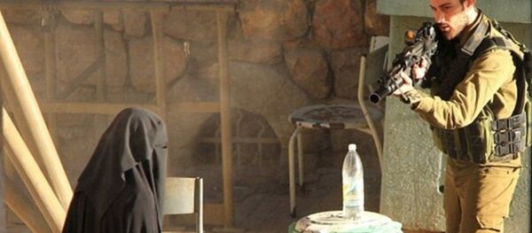 İsrail askerleri Filistinli kadını öldürdü İsrail askerleri Filistinli kadını öldürdü - Sputnik Türkiye