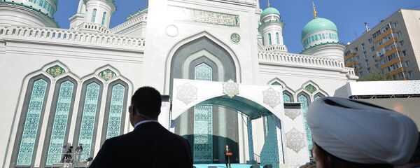 Moskova Ulu Camii törenle açıldı - Sputnik Türkiye