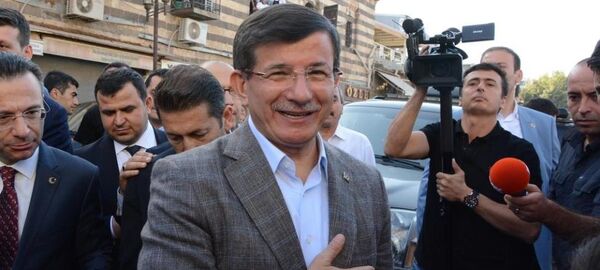 Başbakan Ahmet Davutoğlu Diyarbakır'da - Sputnik Türkiye
