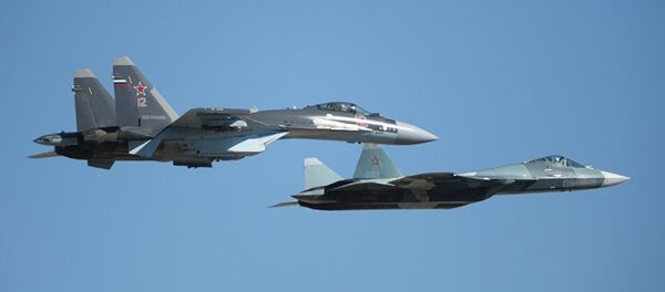 Su-35 ve T-50 uçağı - Sputnik Türkiye