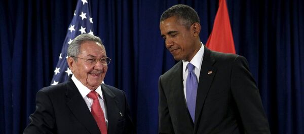 Küba lideri Raul Castro- ABD Başkanı Barack Obama - Sputnik Türkiye