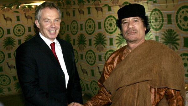 Tony Blair - Muammer Kaddafi - Sputnik Türkiye