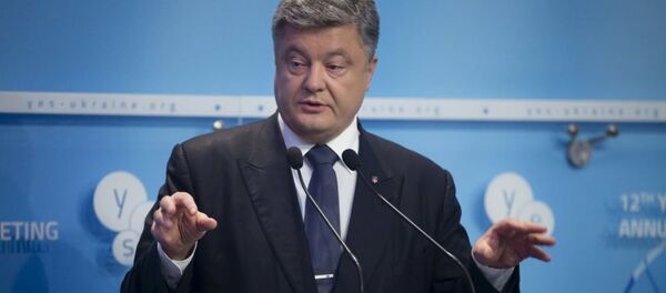 Ukrayna Devlet Başkanı Pyotr Poroşenko Ukrayna Devlet Başkanı Pyotr Poroşenko - Sputnik Türkiye