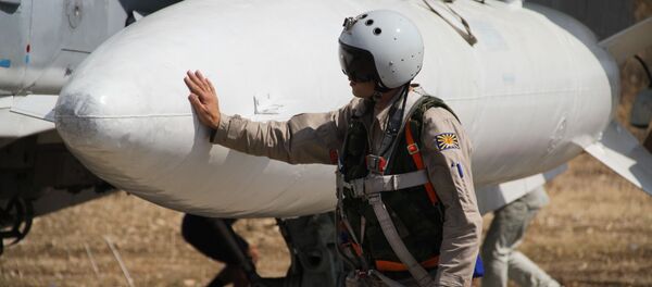Suriye'deki Rus jetleri - Sputnik Türkiye