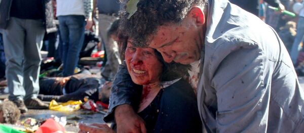 RTÜK, Ankara'daki saldırı anına ait görüntülere 'geçici' yayın yasağı getirdi. RTÜK, Ankara'daki saldırı anına ait görüntülere 'geçici' yayın yasağı getirdi. - Sputnik Türkiye