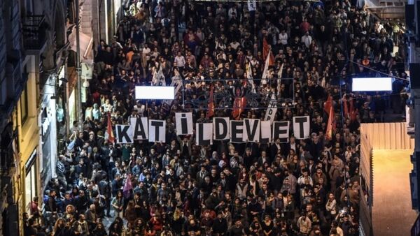 Ankara'daki saldırı Taksim'de protesto edildi - Sputnik Türkiye