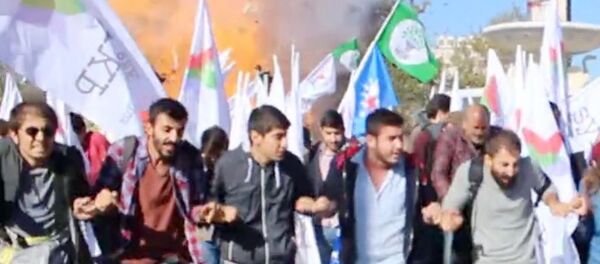 Ankara saldırısı patlama anı - Sputnik Türkiye