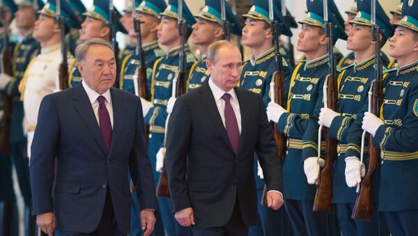 Rusya Devlet Başkanı Vladimir Putin- Kazakistan Devlet Başkanı Nursultan Nazarbayev - Sputnik Türkiye