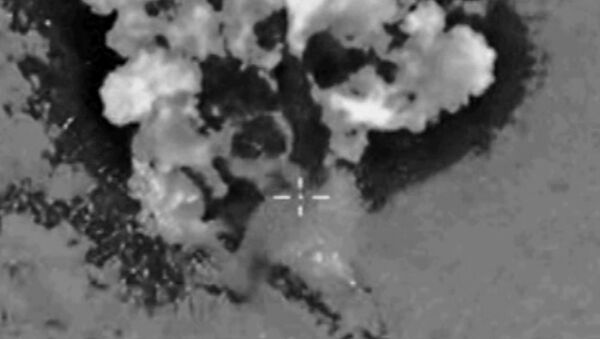 Rus hava güçlerinin Suriye'deki saldırıları - Sputnik Türkiye