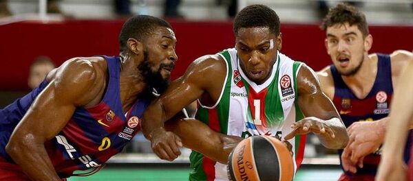 Pınar Karşıyaka, Barcelona Lassa - Sputnik Türkiye