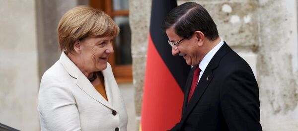 Angela Merkel - Ahmet Davutoğlu - Sputnik Türkiye