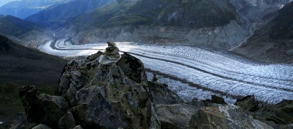 Alpler'deki Aletsch Buzulu - Sputnik Türkiye