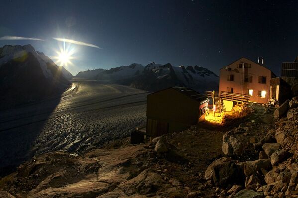 Alpler'deki Aletsch Buzulu - Sputnik Türkiye