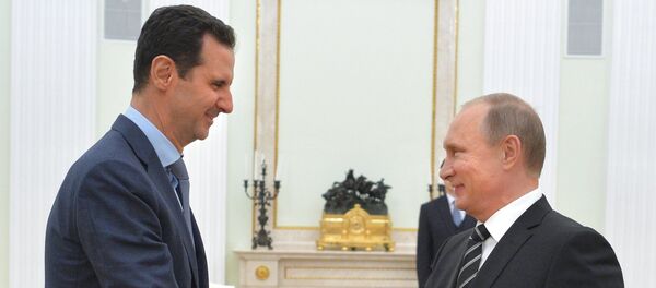 Rusya Devlet Başkanı Vladimir Putin- Suriye lideri Beşar Esad - Sputnik Türkiye