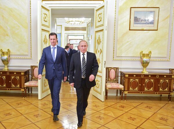 Rusya Devlet Başkanı Vladimir Putin - Suriye Devlet Başkanı Beşar Esad - Sputnik Türkiye