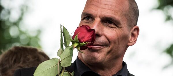 Eski Yunanistan Maliye Bakanı Yannis Varufakis Eski Yunanistan Maliye Bakanı Yannis Varufakis - Sputnik Türkiye
