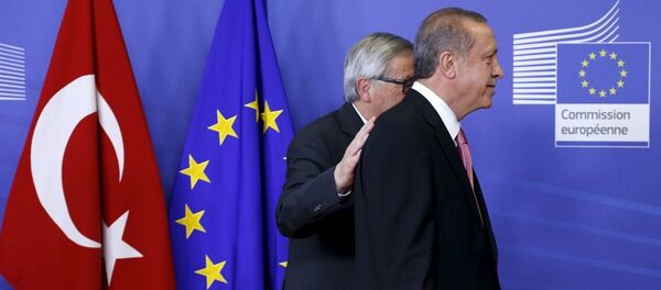 Türkiye Cumhurbaşkanı Recep Tayyip Erdoğan - Avrupa Komisyon Başkanı Jean-Claude Juncker - Sputnik Türkiye