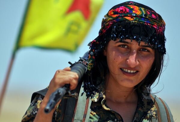 Kürt Kadın Savunma  Birliği - Sputnik Türkiye