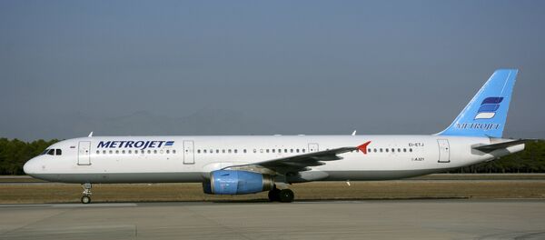Şarm el Şeyh’ten kalktıktan 23 dakika sonra Sina'da düşen Rus Metrojet Havayolları’nın EI-ETJ tescilli uçağının, 9 yıl boyunca Onur Havayolları’nda uçtuğu ortaya çıktı. Eski adı Kolavia (Kogalımaviya) olan havayollarının adı 2014'te 'Metrojet' olarak değiştirildi. - Sputnik Türkiye