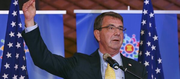 ABD Savunma Bakanı Ashton Carter - Sputnik Türkiye