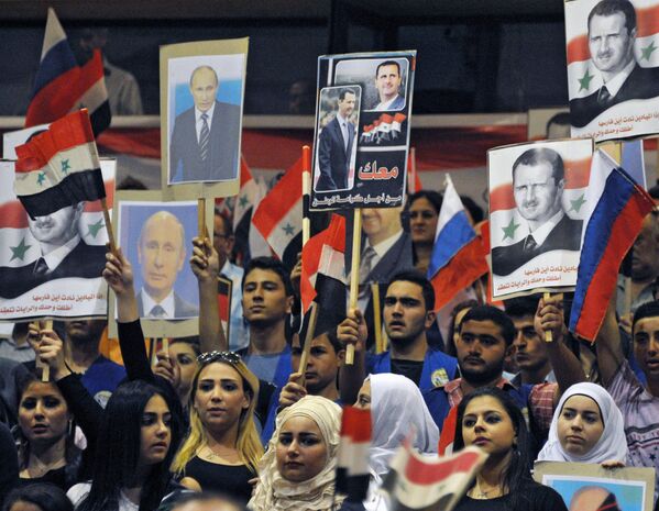 Lazkiye'de Putin'e destek gösterisi - Sputnik Türkiye