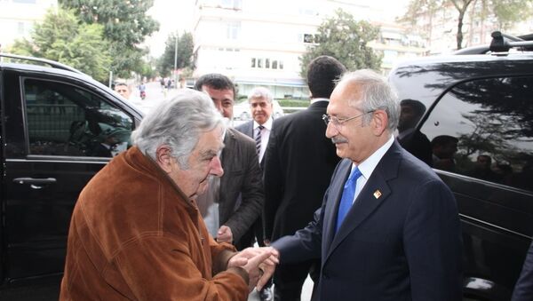 Eski Uruguay Devlet Başkanı Jose Mujica ve CHP lideri Kemal Kılıçdaroğlu - Sputnik Türkiye