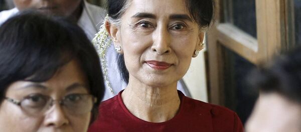 Myanmar demokrasi lideri Aung San Suu Kyi - Sputnik Türkiye