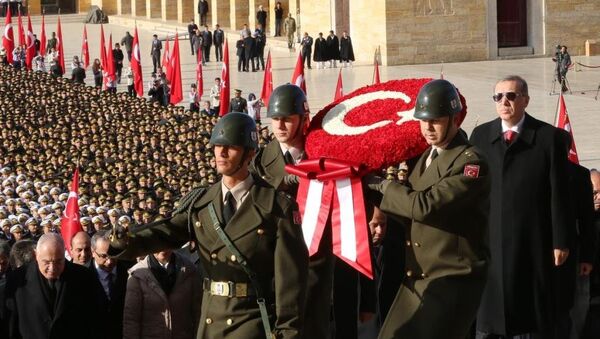 Atatürk, ölümünün 77. yılında Anıtkabir'de düzenlenen devlet töreniyle anıldı. - Sputnik Türkiye