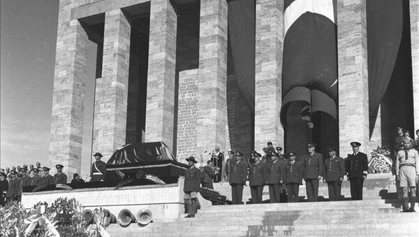 Atatürk’ün cenazesinin Anıtkabir’e yolculuğu - Sputnik Türkiye