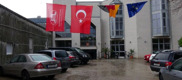 Almanya'da camiye molotoflu saldırı - Sputnik Türkiye