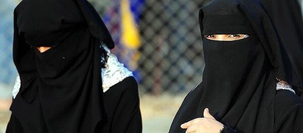 peçe, başörtü - Sputnik Türkiye