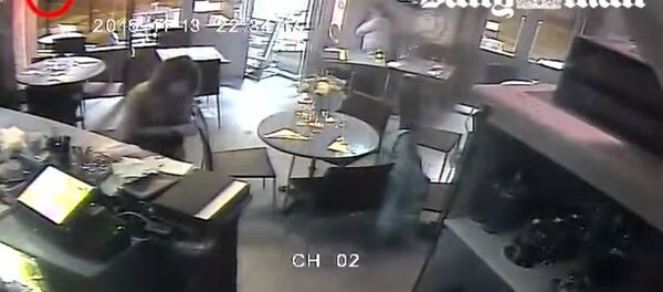 Paris saldırısının dehşet verici görüntüleri - Sputnik Türkiye