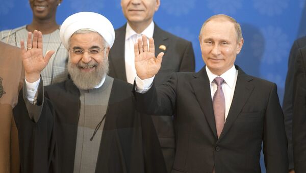 Rusya Devlet Başkanı Vladimir Putin -  İran Cumhurbaşkanı Hasan Ruhani - Sputnik Türkiye