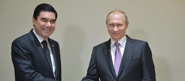 Rusya Devlet Başkanı Vladimir Putin Tahran'da Türkmenistan Devlet Başkanı Gurbangulu Berdimuhammedov ile görüştü. Rusya Devlet Başkanı Vladimir Putin Tahran'da Türkmenistan Devlet Başkanı Gurbangulu Berdimuhammedov ile görüştü. - Sputnik Türkiye