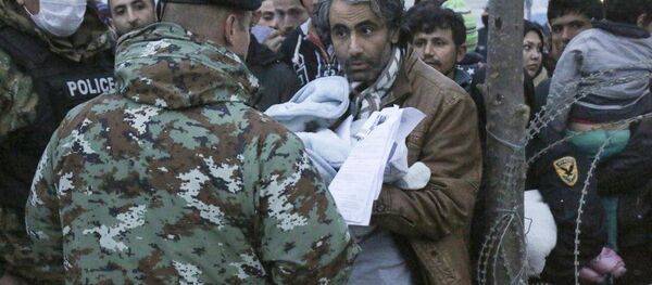 Avrupa’daki sığınmacı koridorunda arbede - Sputnik Türkiye