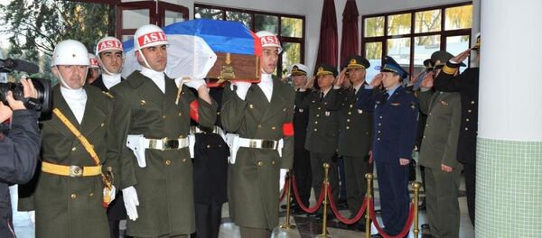 Rus pilotun cenazesi Moskova'ya gönderildi. - Sputnik Türkiye