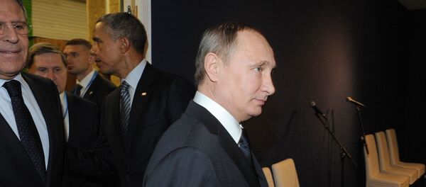 ABD Başkanı Barack Obama ile Rusya Devlet Başkanı Vladimir Putin, İklim Zirvesi için gittikleri Paris'te görüştü - Sputnik Türkiye
